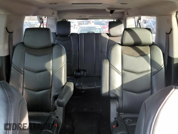 2015 Cadillac Escalade ESV Luxury z VIN 1GYS4SKJ9FR638468, wystawiony jako Copart lot #84040744 z przebiegiem 191 761 mil mil oraz Szkoda całkowita • Salvage title. Historia ofert i sprzedaży dostępna na DreamBid. Obrazek 10.