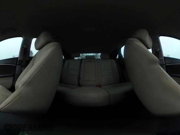 2013 Hyundai Elantra с VIN KMHD35LE7DU031754, выставлен на аукционе IAAI как лот 41004237 с пробегом 101 743 миль миль и . История ставок и продаж доступна на DreamBid. Изображение 18.