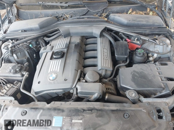 2008 BMW 5 Series 528i with VIN WBANU53598CT05826, listed as a IAAI auction lot 41660152 with 227,545 mi miles and . Bid and sale history available at DreamBid. Image 10.