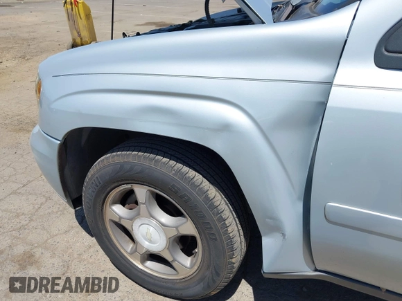 2007 Chevrolet TrailBlazer LS with VIN 1GNDT13S172208793, listed as a IAAI auction lot 42192385 with 190,408 mi miles and . Bid and sale history available at DreamBid. Image 6.