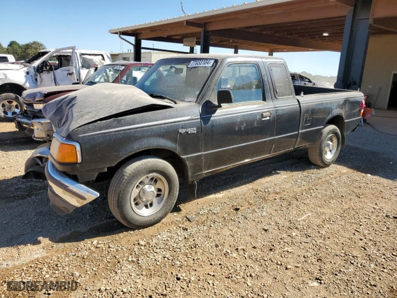 1995 Ford Ranger Splash with VIN 1FTCR14X2STA61772, listed as a Copart auction lot 77033104 with 129,784 mi miles and Salvage Title. Bid and sale history available at carsss.com. Image 1.