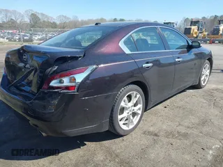 2013 Nissan Maxima S z VIN 1N4AA5AP8DC810075, wystawiony jako IAAI lot #41903613 z przebiegiem 152 091 mil mil oraz . Historia ofert i sprzedaży dostępna na DreamBid. Obrazek 4.