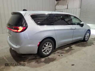 2023 Chrysler Pacifica Touring L с VIN 2C4RC1BG6PR623850, выставлен на аукционе Copart как лот 61487295 с пробегом 60 028 миль миль и Чистый • Clean title. История ставок и продаж доступна на DreamBid. Изображение 3.