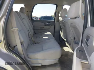 2007 Chevrolet Tahoe LS with VIN 1GNFC13C87R308432, listed as a IAAI auction lot 41740545 with 251,195 mi miles and . Bid and sale history available at DreamBid. Image 8.