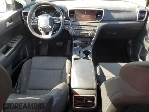2022 Kia Sportage LX with VIN KNDPMCAC7N7986154, listed as a Copart auction lot 54330745 with 31,408 mi miles and Salvage Title. Bid and sale history available at carsss.com. Image 8.
