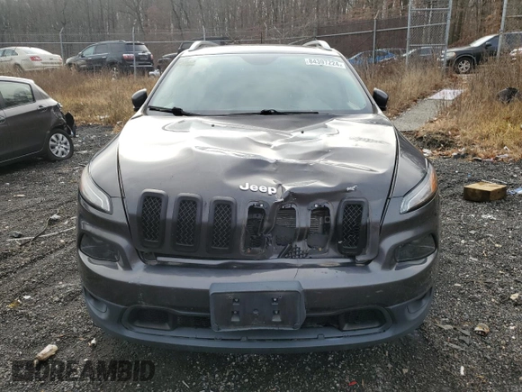2017 Jeep Cherokee 75th Anniversary Edition с VIN 1C4PJMCS3HW647226, выставлен на аукционе Copart как лот 84397224 с пробегом 22 659 миль миль и Списание • Salvage title. История ставок и продаж доступна на DreamBid. Изображение 5.