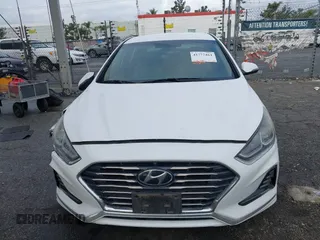 2018 Hyundai Sonata Sport with VIN 5NPE34AF8JH651873, listed as a IAAI auction lot 41777464 with 97,342 mi miles and . Bid and sale history available at carsss.com. Image 12.