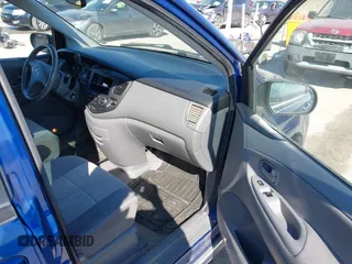 2005 Mazda MPV LX with VIN JM3LW28J450540647, listed as a IAAI auction lot 41674005 with 195,761 mi miles. Bid and sale history available at carsss.com. Image 5.