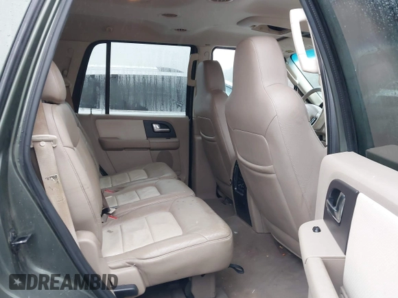 2003 Ford Expedition Eddie Bauer with VIN 1FMEU17L63LA33504, listed as a IAAI auction lot 41555416 with 248,636 mi miles. Bid and sale history available at carsss.com. Image 8.