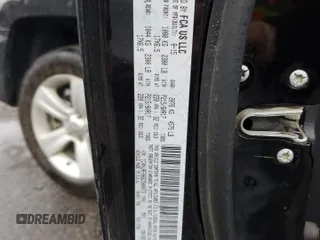 2016 Jeep Patriot Latitude z VIN 1C4NJRFB6GD500473, wystawiony jako Copart lot #54209335 z przebiegiem 157 945 mil mil oraz Szkoda całkowita • Salvage title. Historia ofert i sprzedaży dostępna na DreamBid. Obrazek 12.