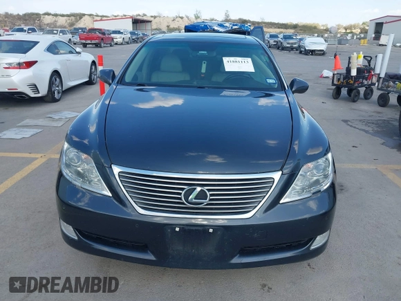 2008 Lexus LS 460 L z VIN JTHGL46F885026836, wystawiony jako IAAI lot #41881113 z przebiegiem 124 883 mil mil oraz . Historia ofert i sprzedaży dostępna na DreamBid. Obrazek 12.