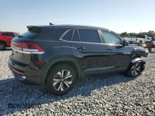 2024 Volkswagen Atlas SE with VIN 1V2DE2CA5RC262903, listed as a Copart auction lot 57241995 with 4,186 mi miles and Salvage title. Bid and sale history available at DreamBid. Image 3.