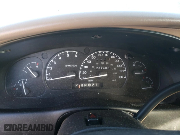 1997 Ford Explorer XL z VIN 1FMDU32E7VZB27827, wystawiony jako Copart lot #88686485 z przebiegiem 237 485 mil mil oraz Szkoda całkowita • Salvage title. Historia ofert i sprzedaży dostępna na DreamBid. Obrazek 9.