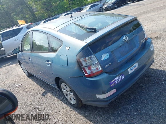 2005 Toyota Prius with VIN JTDKB22U457035511, listed as a IAAI auction lot 42175447 with 142,840 mi miles. Bid and sale history available at carsss.com. Image 3.