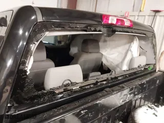2015 Chevrolet Silverado 1500 LS with VIN 1GCVKPEC5FZ373762, listed as a IAAI auction lot 41004030 with 131,948 mi miles. Bid and sale history available at carsss.com. Image 6.