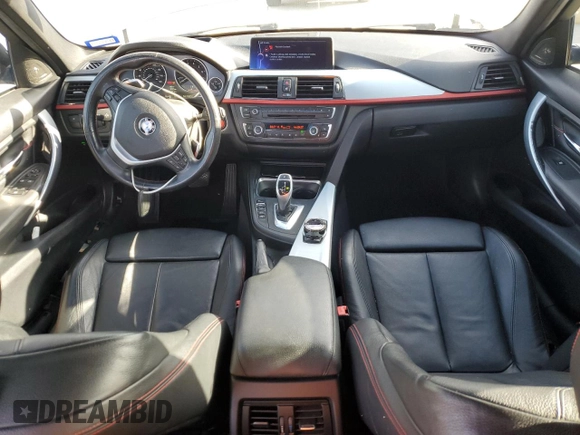 2013 BMW 3 Series 335i z VIN WBA3A9G58DNP35704, wystawiony jako Copart lot #88901535 z przebiegiem 126 492 mil mil oraz Szkoda całkowita • Salvage title. Historia ofert i sprzedaży dostępna na DreamBid. Obrazek 8.