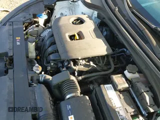 2019 Hyundai Elantra SE z VIN 5NPD74LF5KH425823, wystawiony jako IAAI lot #43138721 z przebiegiem 31 577 mil mil oraz . Historia ofert i sprzedaży dostępna na DreamBid. Obrazek 19.