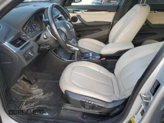 2016 BMW X1 xDrive28i with VIN WBXHT3Z34G4A49509, listed as a Copart auction lot 52992105 with 83,619 mi miles and Salvage Title. Bid and sale history available at carsss.com. Image 7.