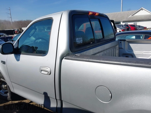 2002 Ford F-150 XL with VIN 1FTRF17222NC00760, listed as a IAAI auction lot 41653940 with 314,637 mi miles. Bid and sale history available at carsss.com. Image 14.