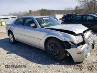 2006 Chrysler 300 C with VIN 2C3KK63H26H350875, listed as a Copart auction lot 48354494 with 81,094 mi miles and Clean Title. Bid and sale history available at carsss.com. Image 4.