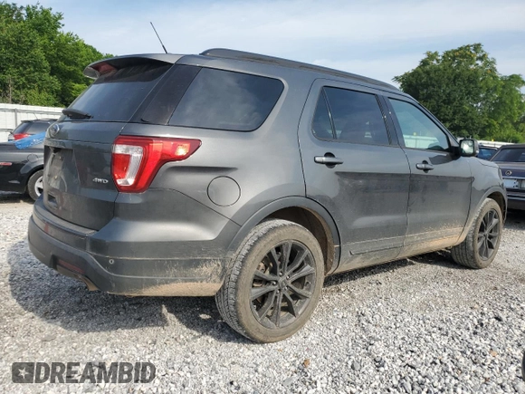 2018 Ford Explorer XLT with VIN 1FM5K8D86JGB15463, listed as a Copart auction lot 59992605 with 87,491 mi miles and Salvage title. Bid and sale history available at DreamBid. Image 3.