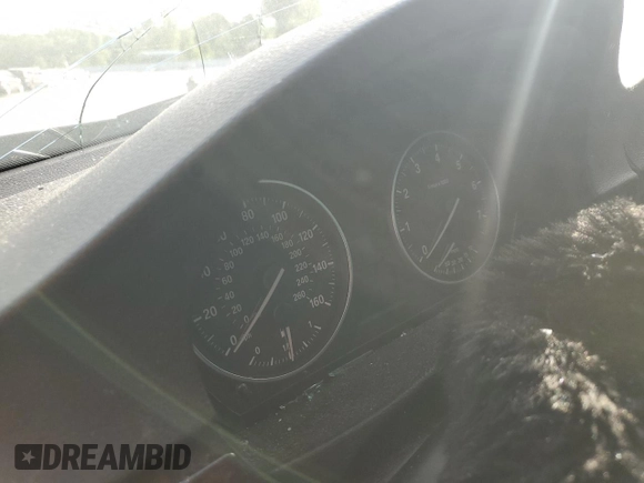 2011 BMW 3 Series 328i xDrive with VIN WBAPK5G51BNN28253, listed as a Copart auction lot 58716745 with Not provided miles and Salvage title. Bid and sale history available at DreamBid. Image 9.