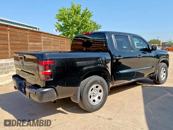2022 Nissan Frontier SV z VIN 1N6ED1EJ4NN653486, wystawiony jako Copart lot #58508955 z przebiegiem 91 786 mil mil oraz Czysty tytuł • Clean title. Historia ofert i sprzedaży dostępna na DreamBid. Obrazek 4.