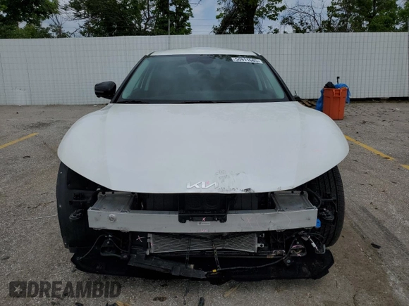 2022 Kia EV6 Wind z VIN KNDC3DLC6N5053572, wystawiony jako Copart lot #54911685 z przebiegiem 26 829 mil mil oraz Szkoda całkowita • Salvage title. Historia ofert i sprzedaży dostępna na DreamBid. Obrazek 5.