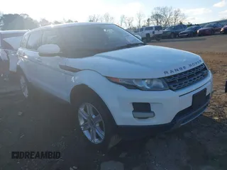 2013 Land Rover Range Rover Evoque Pure z VIN SALVN2BG2DH739464, wystawiony jako IAAI lot #41661683 z przebiegiem 103 227 mil mil oraz . Historia ofert i sprzedaży dostępna na DreamBid. Obrazek 1.