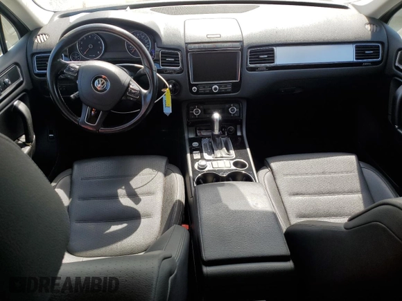 2017 Volkswagen Touareg Sport with VIN WVGEF7BP4HD003359, listed as a Copart auction lot 74714594 with Not Provided miles and Salvage Title. Bid and sale history available at DreamBid. Image 8.