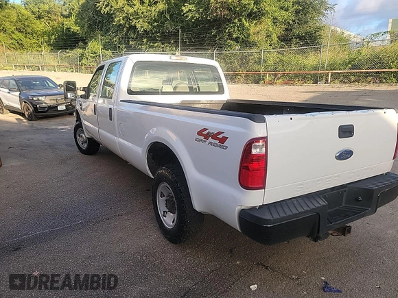 2008 Ford F-250 XL with VIN 1FTSW21558EB52531, listed as a IAAI auction lot 42832759 with 120,443 mi miles and . Bid and sale history available at DreamBid. Image 8.