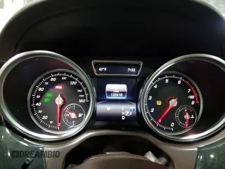 2017 Mercedes-Benz GLS 550 with VIN 4JGDF7DE1HA918632, listed as a Copart auction lot 49930205 with 122,610 mi miles and Salvage title. Bid and sale history available at DreamBid. Image 9.