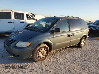 2006 Chrysler Town & Country with VIN 1A8GP45R96B529235, listed as a Copart auction lot 81339734 with 259,237 mi miles and Salvage Title. Bid and sale history available at DreamBid. Image 1.