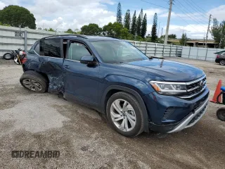 2023 Volkswagen Atlas SE z VIN 1V2WR2CA2PC537153, wystawiony jako Copart lot #74690524 z przebiegiem 10 628 mil mil oraz Szkoda całkowita • Salvage title. Historia ofert i sprzedaży dostępna na DreamBid. Obrazek 4.