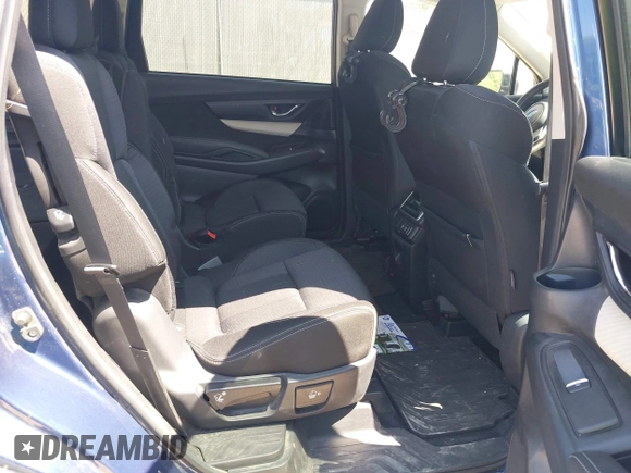2021 Subaru Ascent Premium with VIN 4S4WMAFD6M3428461, listed as a IAAI auction lot 42450785 with 55,120 mi miles and . Bid and sale history available at DreamBid. Image 8.