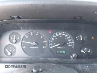 2004 Jeep Grand Cherokee Laredo with VIN 1J4GW48S54C415274, listed as a IAAI auction lot 42575334 with 172,932 mi miles and . Bid and sale history available at DreamBid. Image 7.