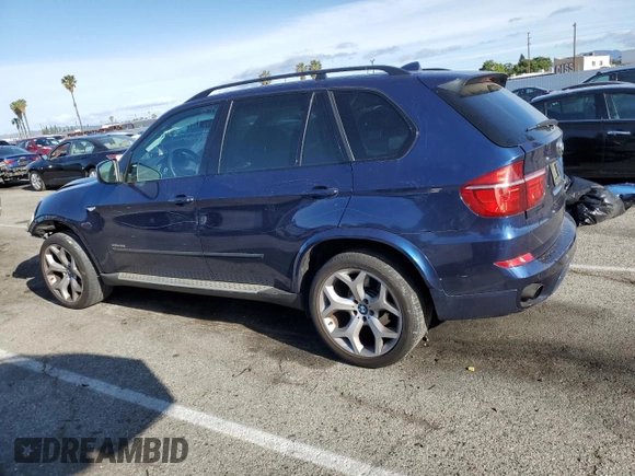 2013 BMW X5 xDrive35i with VIN 5UXZV4C54D0E08810, listed as a Copart auction lot 51255265 with 98,227 mi miles and Salvage Title. Bid and sale history available at carsss.com. Image 2.