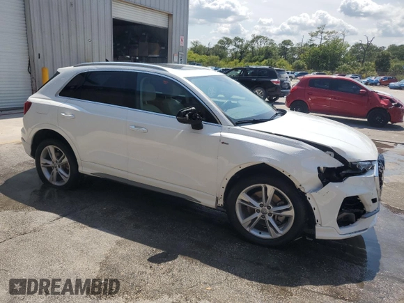 2020 Audi Q3 S line Premium with VIN WA1DECF35L1102585, listed as a Copart auction lot 55973165 with 29,664 mi miles and Non repairable. Bid and sale history available at DreamBid. Image 4.