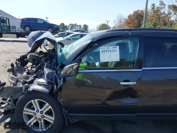 2015 Chevrolet Traverse LT with VIN 1GNKRGKD5FJ138019, listed as a IAAI auction lot 41918331 with Not Provided miles. Bid and sale history available at carsss.com. Image 19.