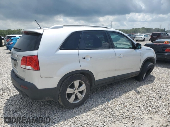 2012 Kia Sorento EX with VIN 5XYKU4A69CG288431, listed as a Copart auction lot 62986595 with 216,323 mi miles and Salvage title. Bid and sale history available at DreamBid. Image 3.