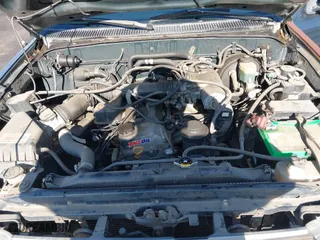 1998 Toyota 4Runner with VIN JT3GM84R4W0034207, listed as a IAAI auction lot 41738151 with 258,935 mi miles. Bid and sale history available at carsss.com. Image 10.
