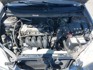 2004 Toyota Matrix Std with VIN 2T1LR32E94C300810, listed as a IAAI auction lot 42072785 with 177,026 mi miles. Bid and sale history available at carsss.com. Image 10.