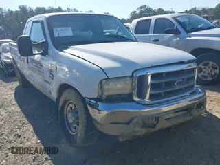 2001 Ford Super Duty F-250 XL with VIN 1FTNX20F91EB78284, listed as a IAAI auction lot 41480709 with 360,885 mi miles. Bid and sale history available at carsss.com. Image 1.