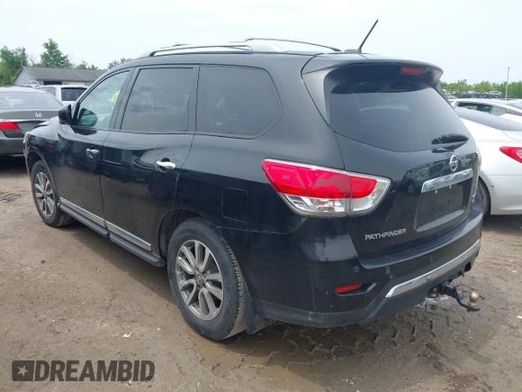 2013 Nissan Pathfinder Platinum with VIN 5N1AR2MM9DC605668, listed as a IAAI auction lot 42528542 with 142,956 mi miles and . Bid and sale history available at DreamBid. Image 3.