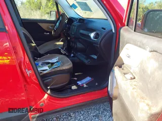 2017 Jeep Renegade Latitude z VIN ZACCJBBB1HPF99145, wystawiony jako IAAI lot #41831210 z przebiegiem Nie podano mil oraz . Historia ofert i sprzedaży dostępna na DreamBid. Obrazek 5.