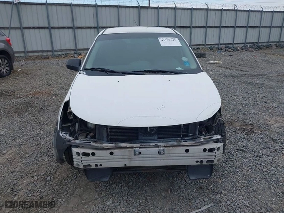 2009 Ford Focus SE with VIN 1FAHP35NX9W141890, listed as a IAAI auction lot 41709648 with 174,372 mi miles. Bid and sale history available at carsss.com. Image 12.