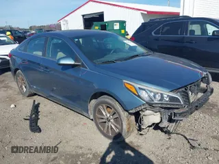 2017 Hyundai Sonata SE with VIN 5NPE24AF5HH506187, listed as a IAAI auction lot 41593078 with 154,549 mi miles. Bid and sale history available at carsss.com. Image 1.