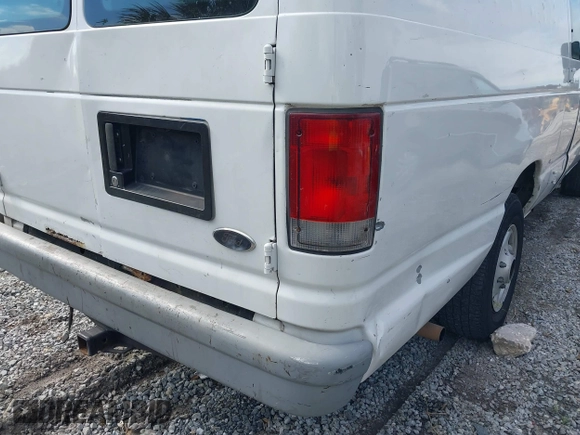 2008 Ford Econoline Cargo Commercial with VIN 1FTNS24W88DB52705, listed as a IAAI auction lot 41282595 with Not Provided miles and . Bid and sale history available at DreamBid. Image 16.