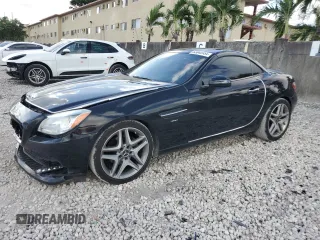 2015 Mercedes-Benz SLK-Class SLK 250 with VIN WDDPK4HA9FF112773, listed as a Copart auction lot 63842954 with 88,556 mi miles and Salvage Title. Bid and sale history available at carsss.com. Image 1.