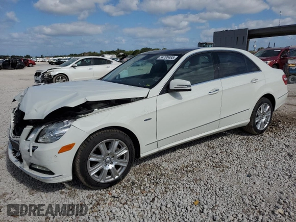 2012 Mercedes-Benz E 350 Luxury with VIN WDDHF8JB1CA535360, listed as a Copart auction lot 54720465 with 42,413 mi miles and Salvage Title. Bid and sale history available at DreamBid. Image 1.